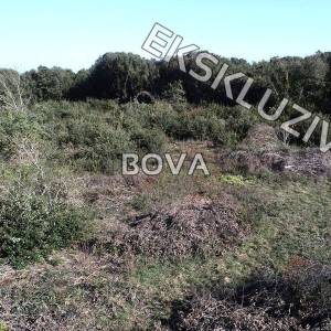 Građevinsko zemljište 1100 m2 – Petrčane *Mirno okruženje* (ID-2587/A)