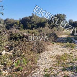 Građevinsko zemljište 1100 m2 – Petrčane *Mirno okruženje* (ID-2587/A)