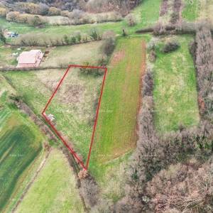 Građevinsko zemljište sa pravomoćnom dozvolom!