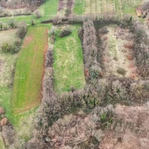 Građevinsko zemljište sa pravomoćnom dozvolom!