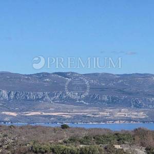 Građevinsko zemljište Vrbnik, pogled na more!