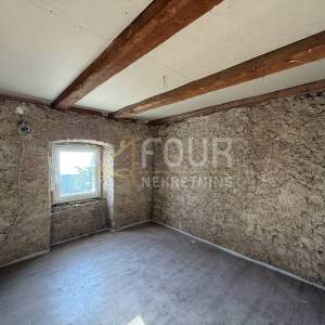 Hreljin, samostojeća kuća, P+1, 266m2