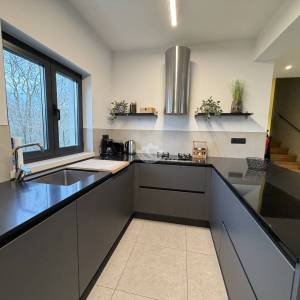 Hrvatska, Poreč, Varvari – potpuno namještena luksuzna vila s bazenom, 280 m²