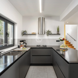 Hrvatska, Poreč, Varvari – potpuno namještena luksuzna vila s bazenom, 280 m²