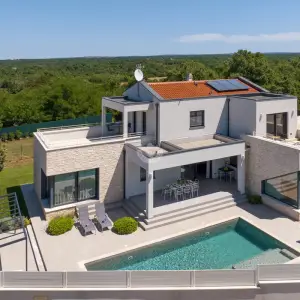 Hrvatska, Poreč, Varvari – potpuno namještena luksuzna vila s bazenom, 280 m²