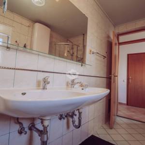 Hrvatska, Zadar, Vidikovac – 98 m² s balkonom, parkirnim mjestom i pogledom na more u Vidikovcu