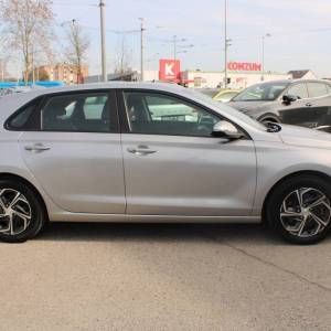 Hyundai I30 1.6 CRDi AUTOMATIK *LED, NAVIGACIJA, KAMERA*