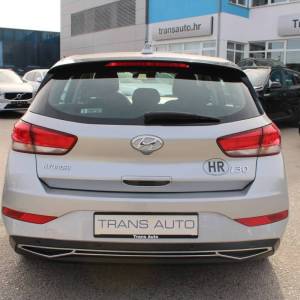 Hyundai I30 1.6 CRDi AUTOMATIK *LED, NAVIGACIJA, KAMERA*