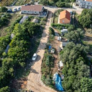 Idealno zemljište, 501m2, u mirnom djelu Korčule