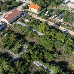 Idealno zemljište, 501m2, u mirnom djelu Korčule