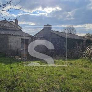 Imanje: kuća, konoba, 5.000 m² građevinskog zemljišta i nasad trešanja