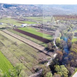 Imotski Kamenmost 880 m2 građevinsko zemljište