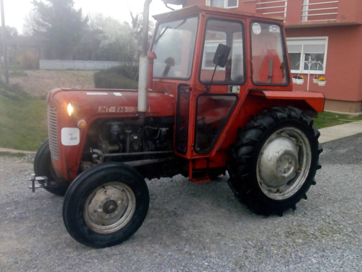 IMT 533  - 1. VLASNIK , 1977 GODINA , ORIGINAL STANJE – VRHUNSKI