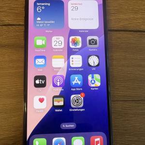 iPhone Xs Max  Space Gray