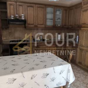 Istra, Buzet - okolica, samostojeća kuća, 176m2