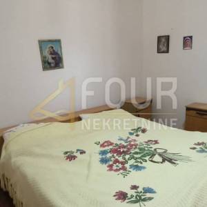 Istra, Buzet - okolica, samostojeća kuća, 176m2