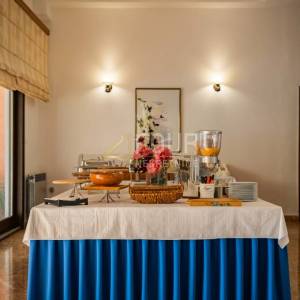 Istra, hotel 50m od mora, izvrsna investicija!