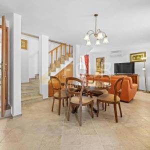 Istra, Kanfanar, samostojeća kuća s bazenom