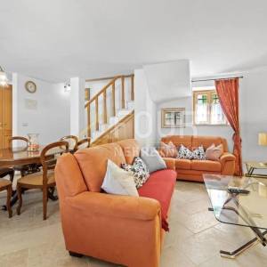 Istra, Kanfanar, samostojeća kuća s bazenom