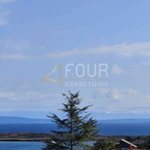 Istra, Ližnjan, novogradnja, 2s+db, lođa i terasa