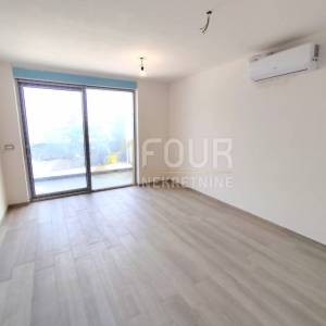 Istra, Ližnjan, novogradnja, 2s+db, lođa