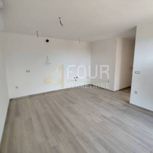 Istra, Ližnjan, novogradnja, 2s+db, lođa