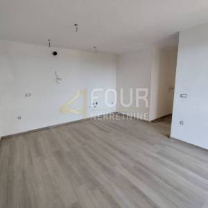 Istra, Ližnjan, novogradnja, 2s+db, lođa