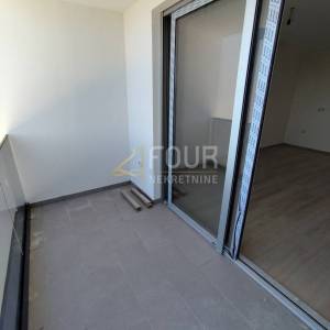 Istra, Ližnjan, novogradnja, 2s+db, lođa