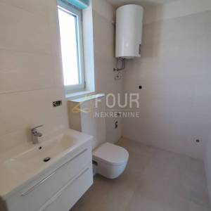 Istra, Ližnjan, novogradnja, 2s+db, lođa