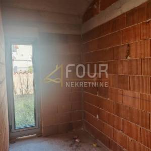 Istra, Ližnjan, novogradnja, prizemnica s bazenom