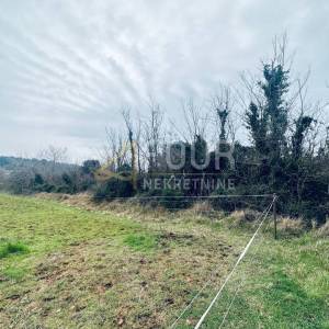 Istra, Ližnjan, poljoprivredno zemljište, 1.899m2