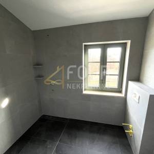 Istra, Pazin - okolica, samostojeća kuća s bazenom