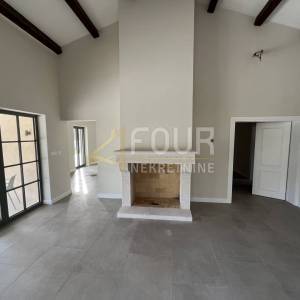 Istra, Pazin - okolica, samostojeća kuća s bazenom