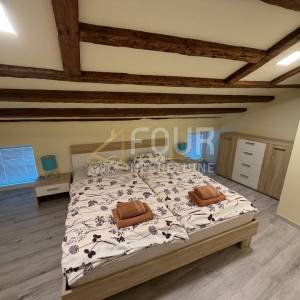 Istra, Poreč, 1s+db, 48m2, terasa - prvi red do mora !