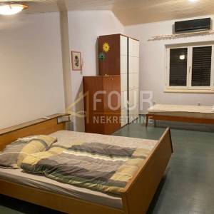 Istra, Poreč, Sveti Lovreč, kuća s bazenom