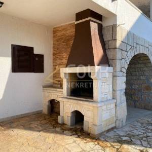 Istra, Poreč, Sveti Lovreč, kuća s bazenom