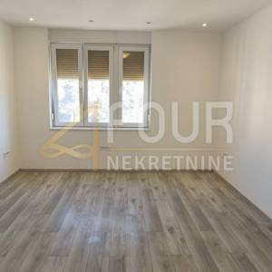 Istra, Pula, Centar, 2s+db,72.83m2, balkon