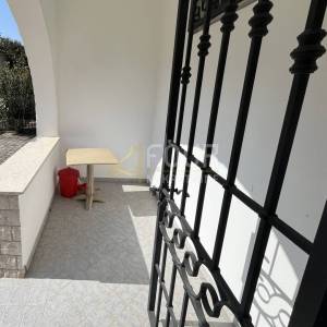 Istra, Rovinj, 1s+db s uređenom konobom i terasom