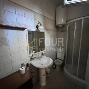 Istra, Rovinj, 1s+db s uređenom konobom i terasom