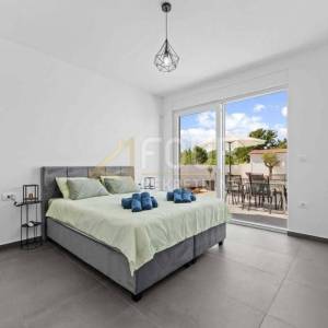 Istra, Svetvinčenat, Štokovci, samostojeća kuća s bazenom