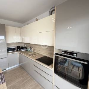 Istra, Tar, Novogradnja, 4 sobe, kompletno opremljen stan sa uporabnom dozvolom