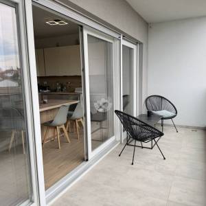 Istra, Tar, Novogradnja, 4 sobe, kompletno opremljen stan sa uporabnom dozvolom