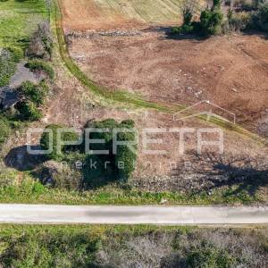 Istra, Tar – zemljište s istarskom stancijom