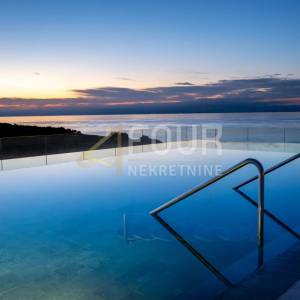 Istra, Umag - okolica, stan - luksuzni resort, 1. red do mora