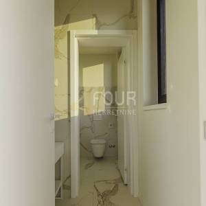 Istra, Umag - okolica, stan - luksuzni resort, 1. red do mora