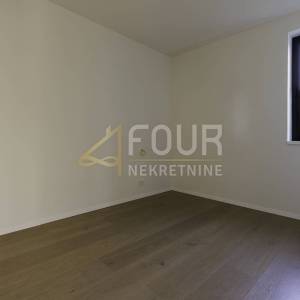 Istra, Umag - okolica, stan - luksuzni resort, 1. red do mora