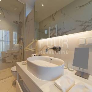 Istra, Umag - okolica, vila s bazenom - luksuzni resort!