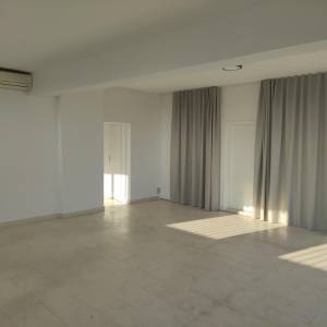 Iznajmljujemo poslovni prostor u Remetama broj 125/ Zagreb. - 82 m2