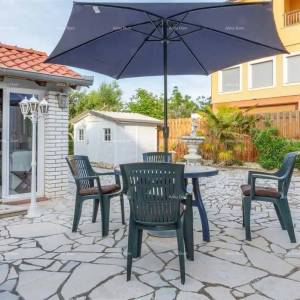 Izvrsna prilika! Prodaja - atraktivna dvojna kuća s bazenom i uređenom okućnicom, Banjole!