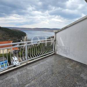 Jadranovo dvosobni stan 150m od mora